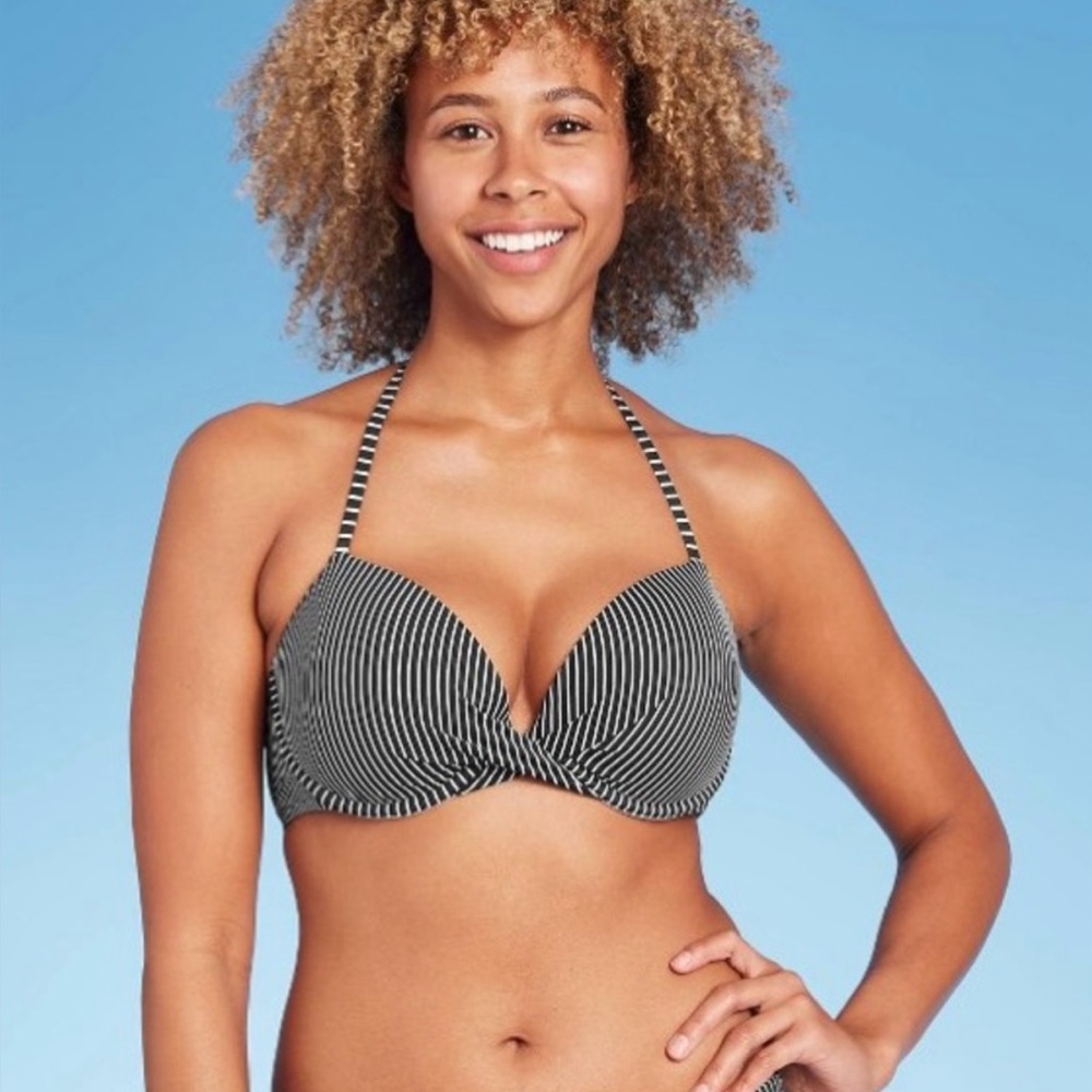Shade & Shore Lightly Lined Twist-Front Bikini Top Black & White Size 34C